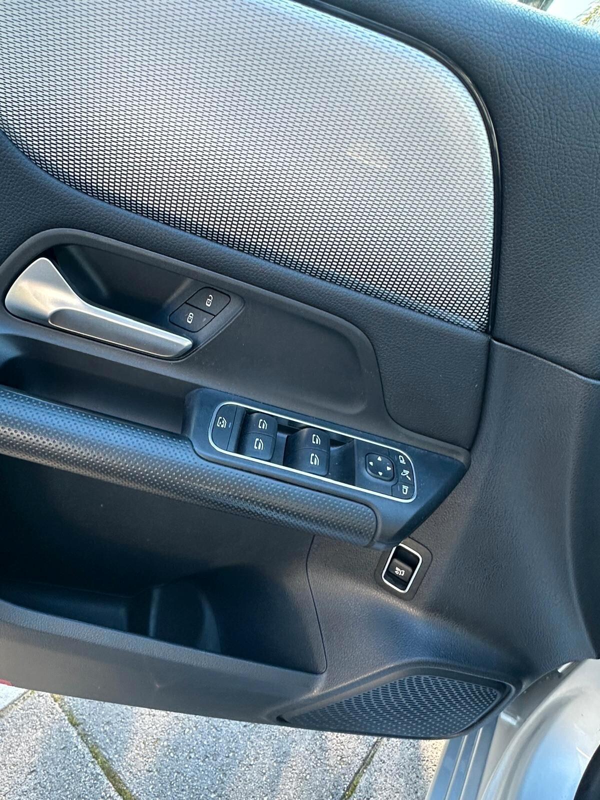 Mercedes-benz B 180 1.5 116cv 2019 AUTOMATICO -MISTO PELLE