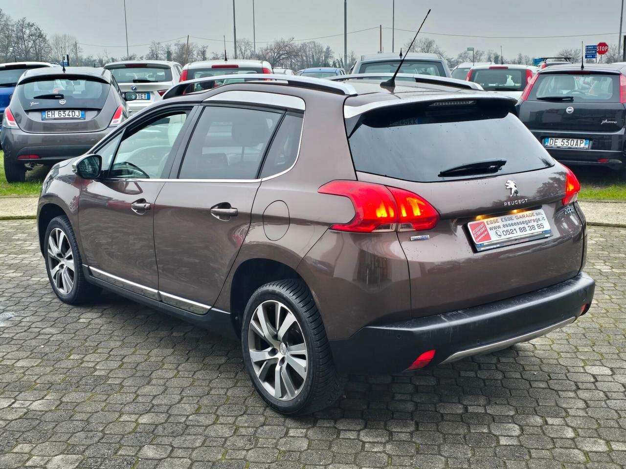 Peugeot 2008 BlueHDi 120 Allure