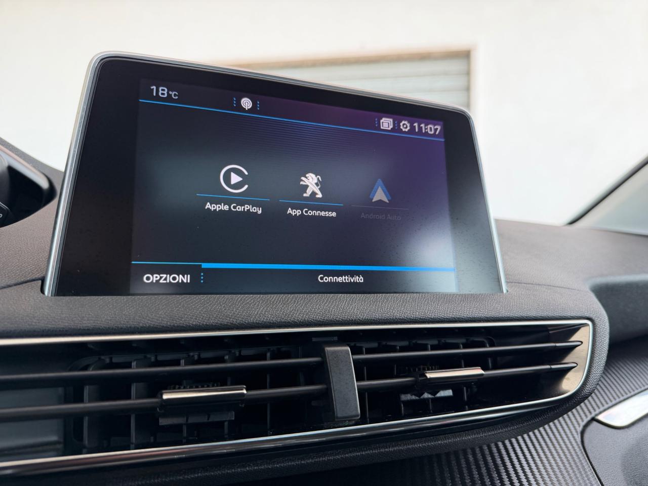 Peugeot 3008 BlueHDi 130 EAT8 Allure