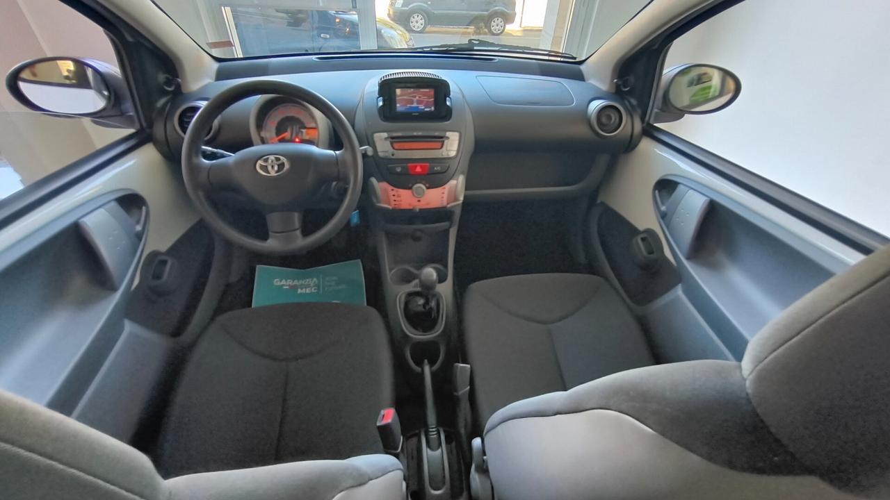 Toyota Aygo 1.0 12V VVT-i 5 porte Sol Connect