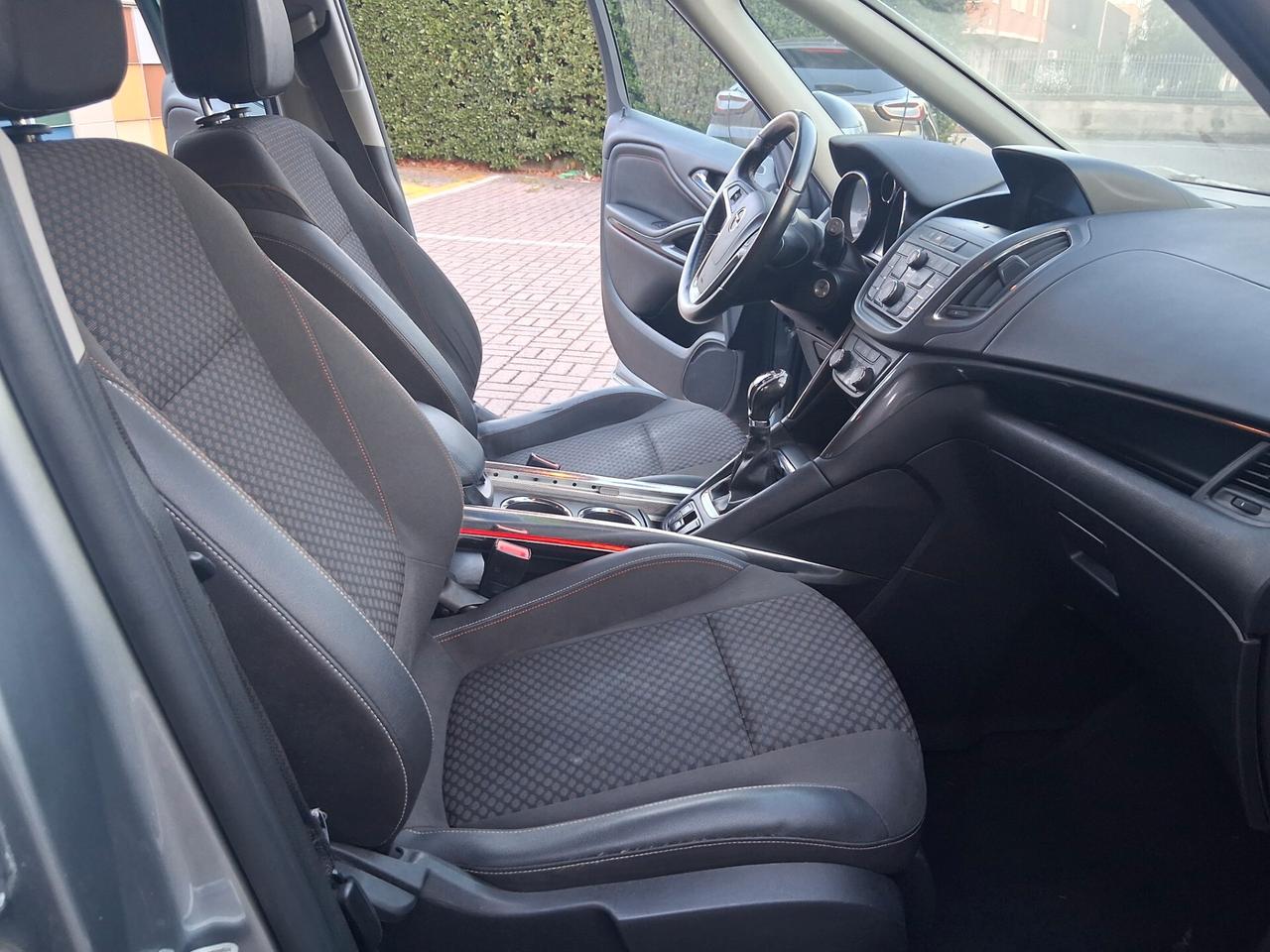 Opel Zafira Tourer 1.6 CDTi 120CV Start&Stop Cosmo .CELL 320 147 1147 WUATSAPP