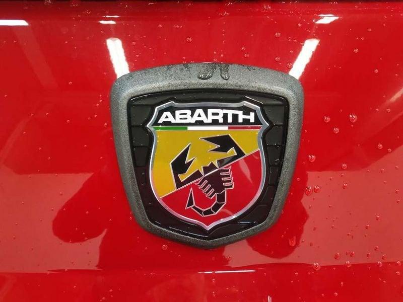 Abarth 695 1.4 t-jet 180cv