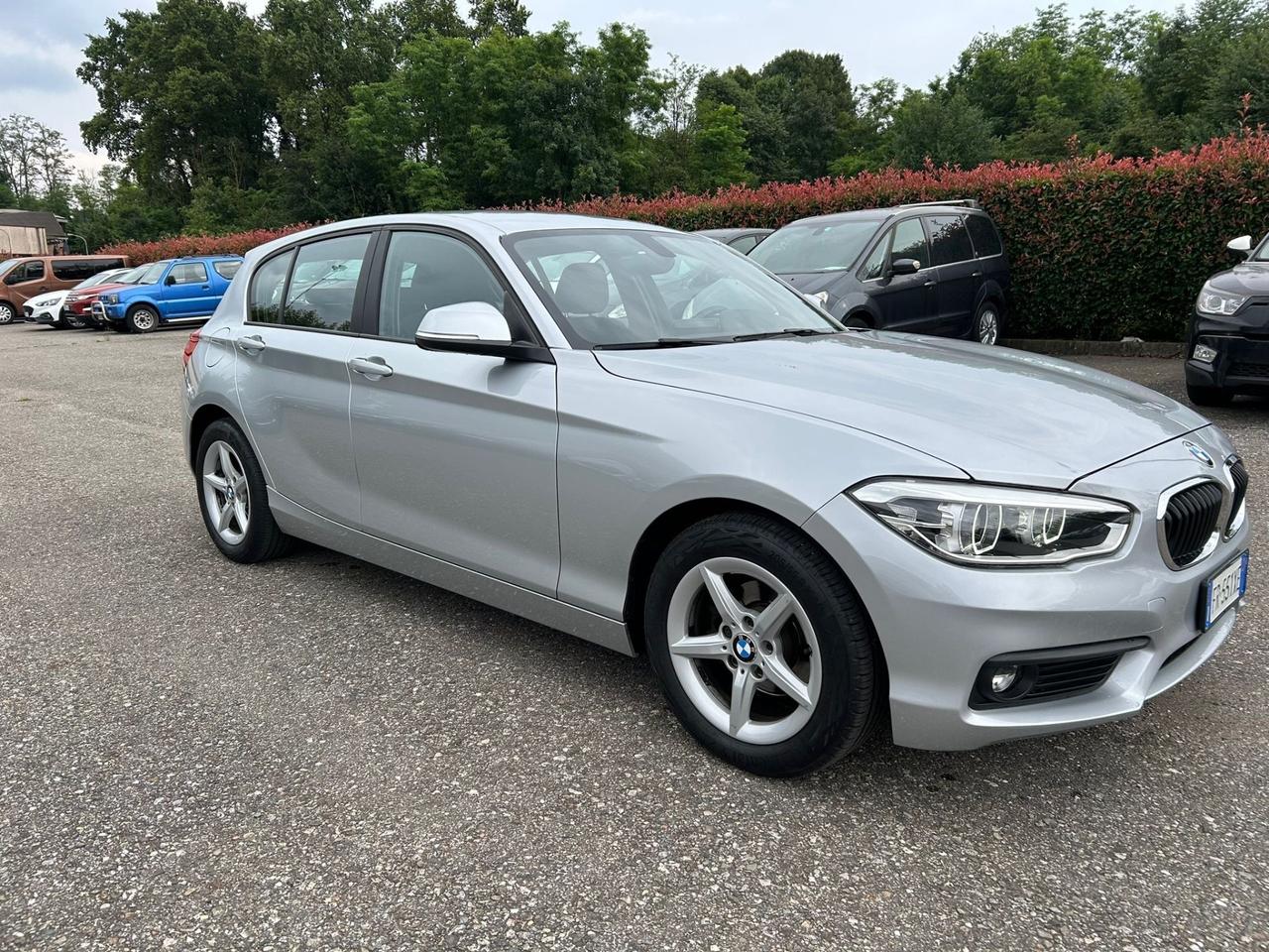 Bmw 116 5p. *AUTOMATICA*CERCHI*IMPECCABILE*NAVI*