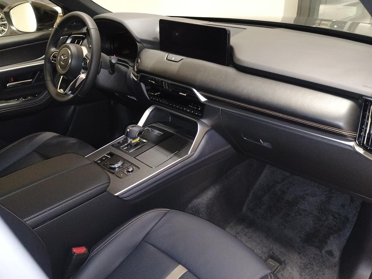 Mazda CX-80 3.3L e-Skyactiv D M Hybrid AWD Homura Plus Km 0 - Prezzo di Listino €. 76.540,00 - Promozione Mese di Settembre Prezzo €. 62.500,00 Anticipo €. 17.500,00 Finanziamento €. 45.000,00 N. 48 Rate da €. 625,00 Più Maxi Rata da €. 27.24
