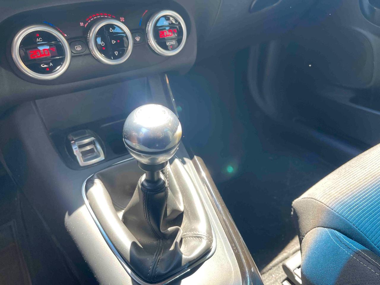 Alfa Romeo Giulietta 1.6 JTDm-2 105 CV Distinctive NEOPATENTATI