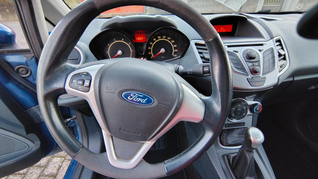 Ford Fiesta PLUS 5 PORTE 1.4 BENZINA 97 CV