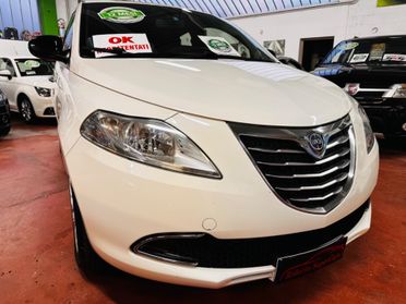 Lancia Ypsilon 0.9 TwinAir 85 CV 5 porte Metano Ecochic Elefantino