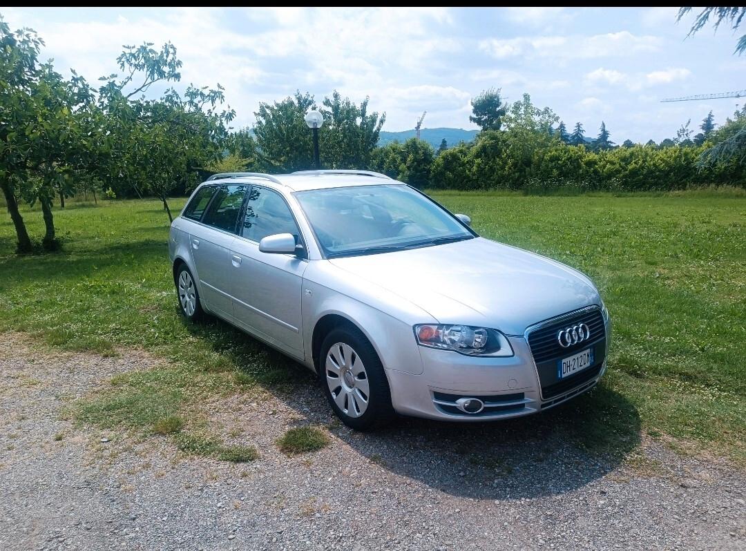 Audi A4 1.6 Avant benzina