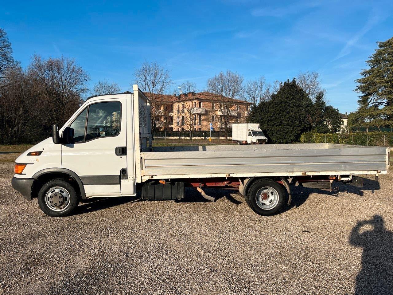 Iveco Daily 35C9 Cassone