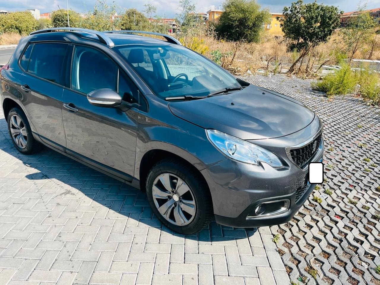 Peugeot 2008 1.6HDI PARI AL NUOVO FULL 2016