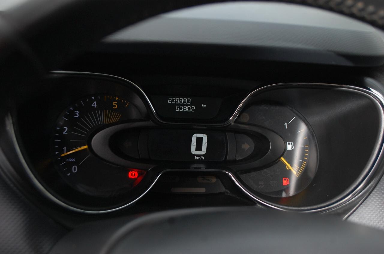 Renault Captur 1.5 dci 90CV Live S&S Uff Italy Navi Led USB Lega