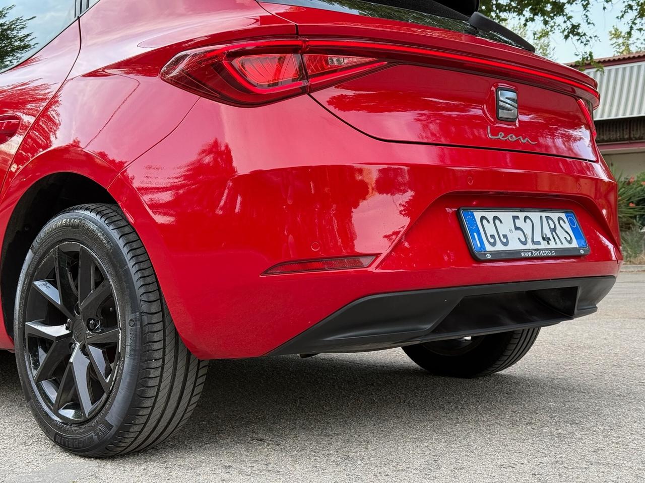 SEAT Leon 2021 2.0 TDI 115cv cambio manuale