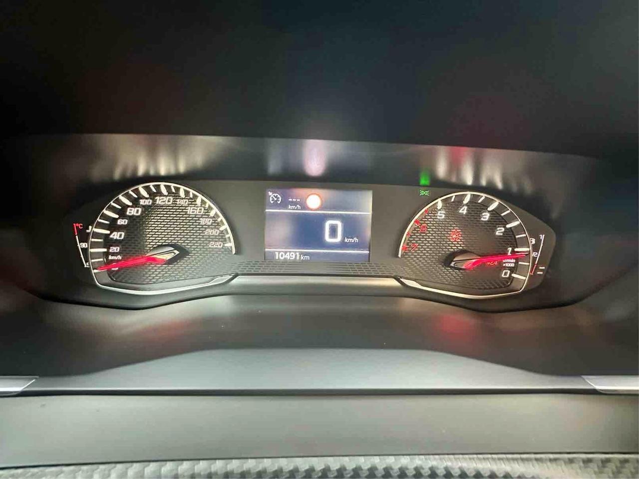 Peugeot 2008 PureTech 100 S&S Style