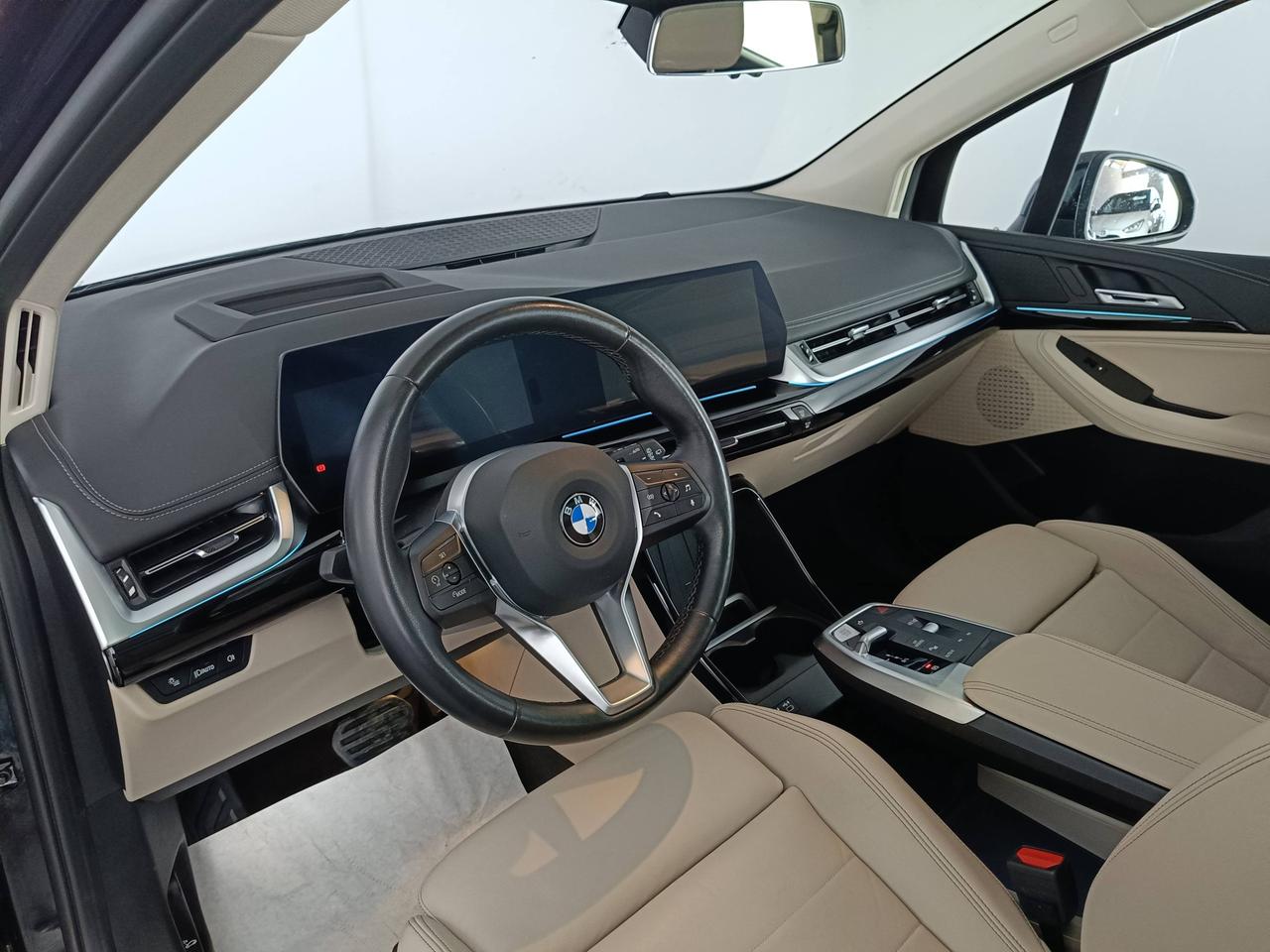 BMW 218d Active Tourer Luxury auto