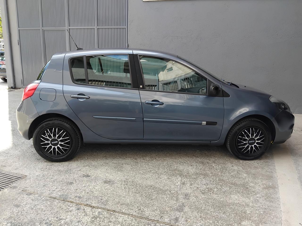 Renault Clio 1.2 benzina garanzia
