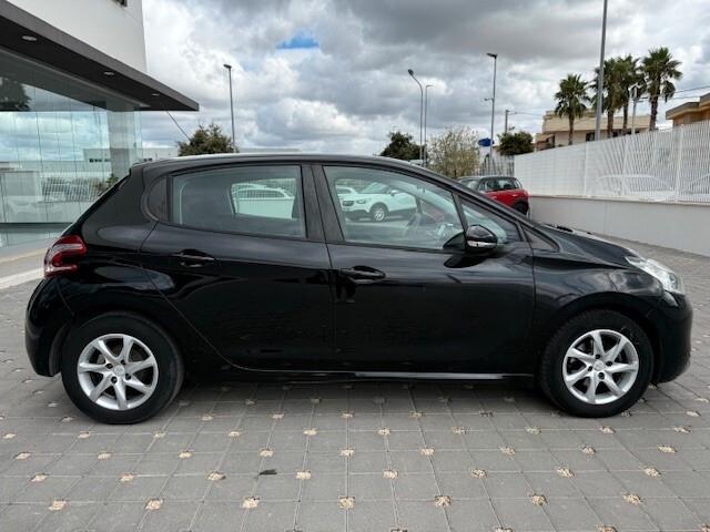 Peugeot 208 1.2 VTi 82 CV 5 porte Active 2012