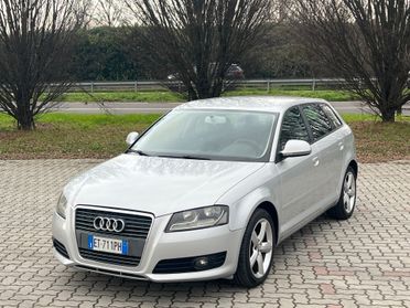 Audi A3 1.6 TDI 105 CV CR Ambiente