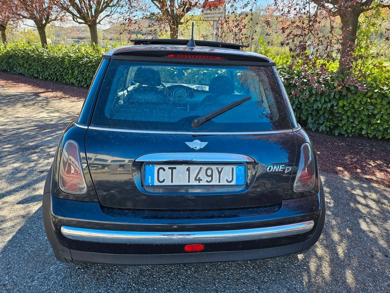 Mini 1.4 tdi One D de luxe