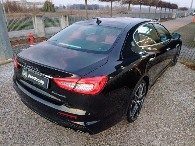 MASERATI Quattroporte V6 Diesel 275 CV Gransport