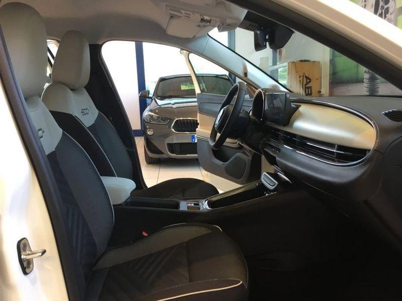 FIAT 600 1.2 Hybrid 110cv La Prima MY26