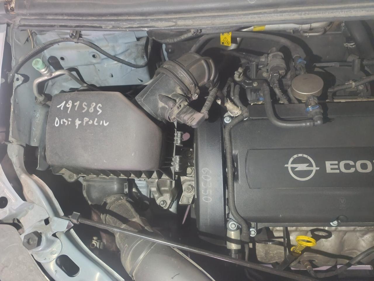 Opel Mokka del 2013 benzina trazione 4x2