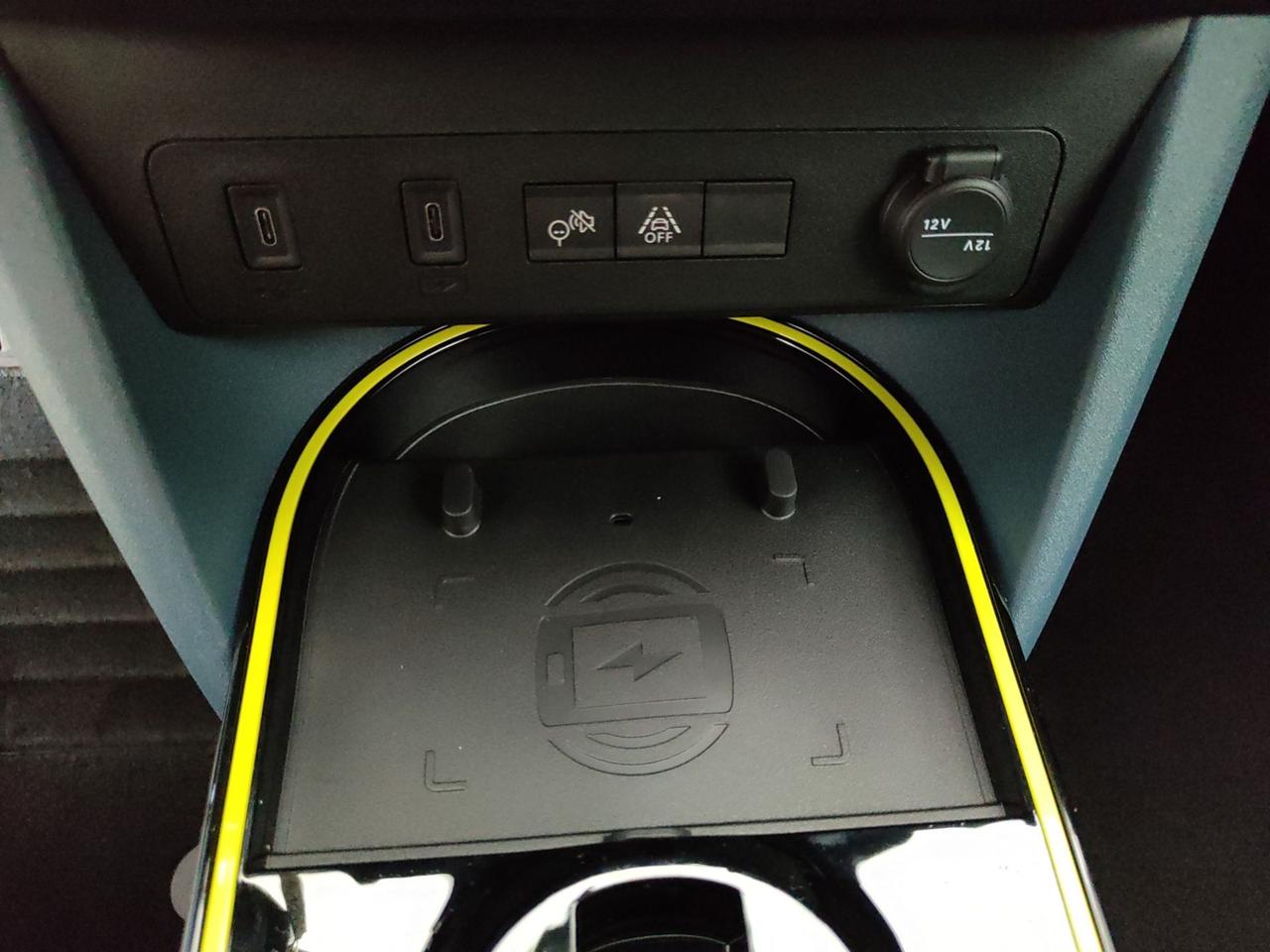 FIAT Grande Panda 1.2 HYBRID 110CV LA PRIMA