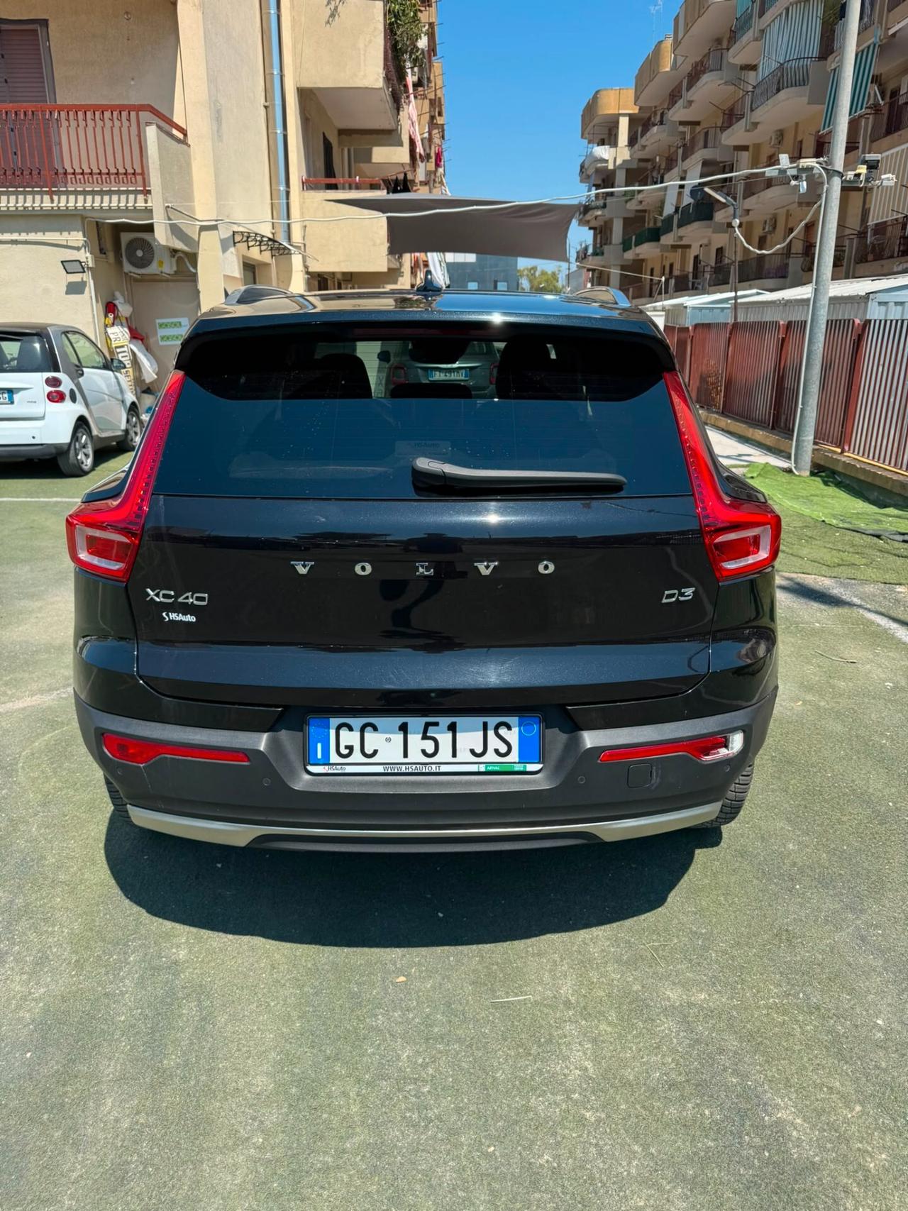 Volvo XC40 D3 Geartronic R-design N1