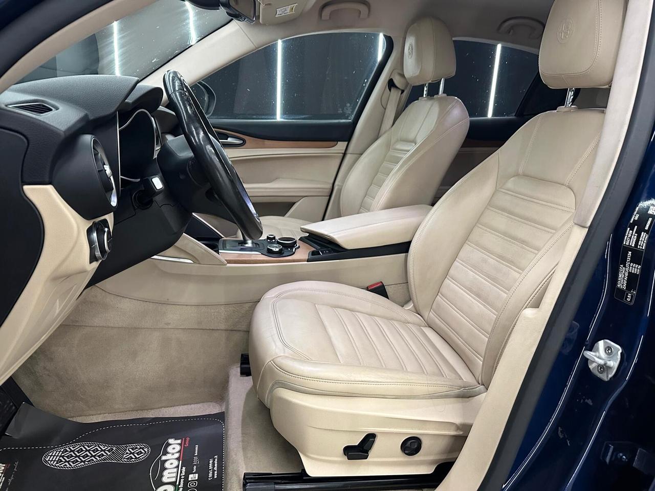 Alfa Romeo Stelvio 2.2 Turbodiesel 210 CV AT8 Q4 Super