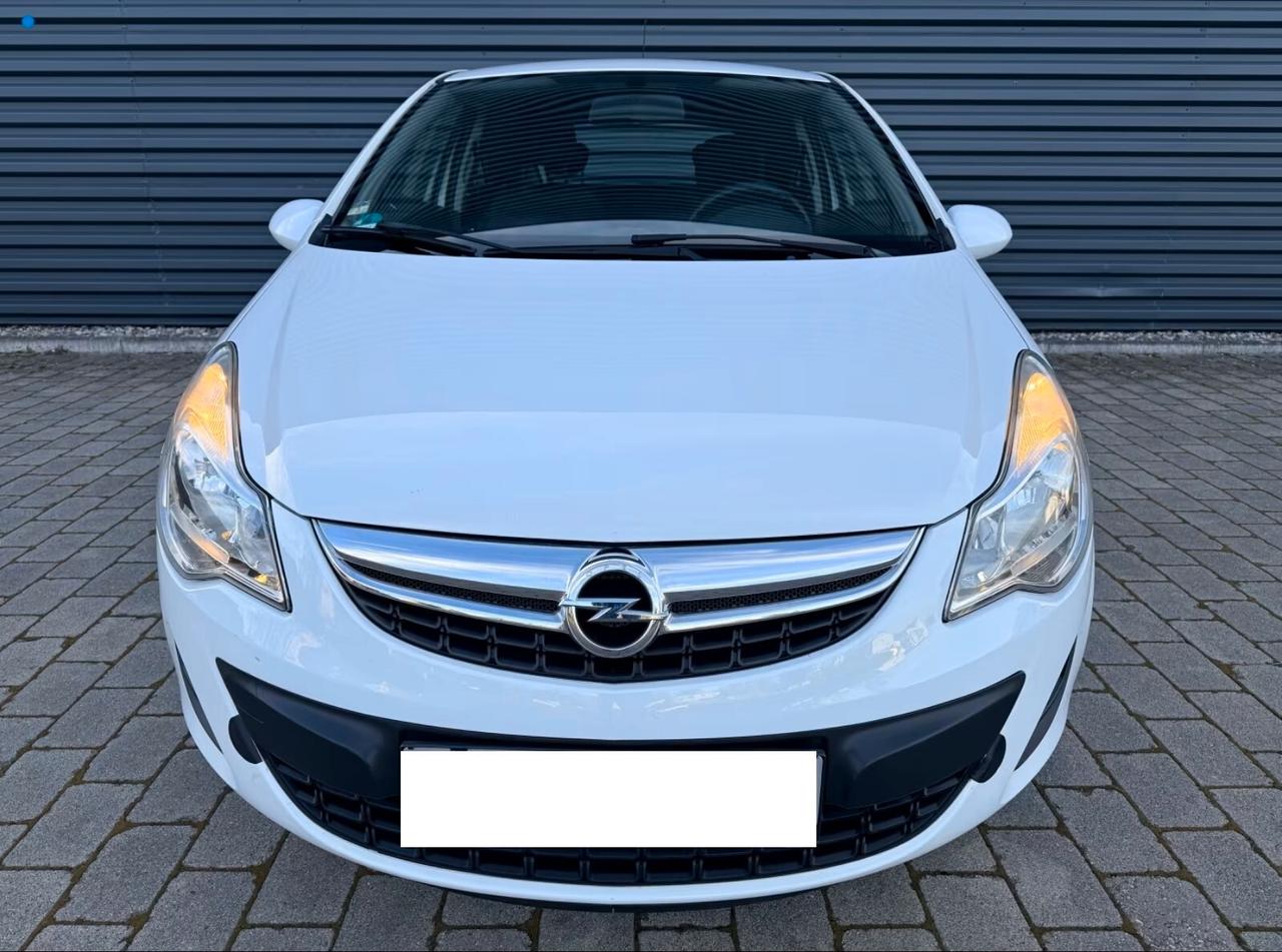 Opel Corsa 1.2 3 porte One ok neo patentati