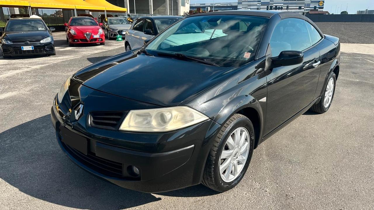 Renault Megane Mégane C-C 1.9 dCi/130CV Dynamique-KM CERTIFICATI