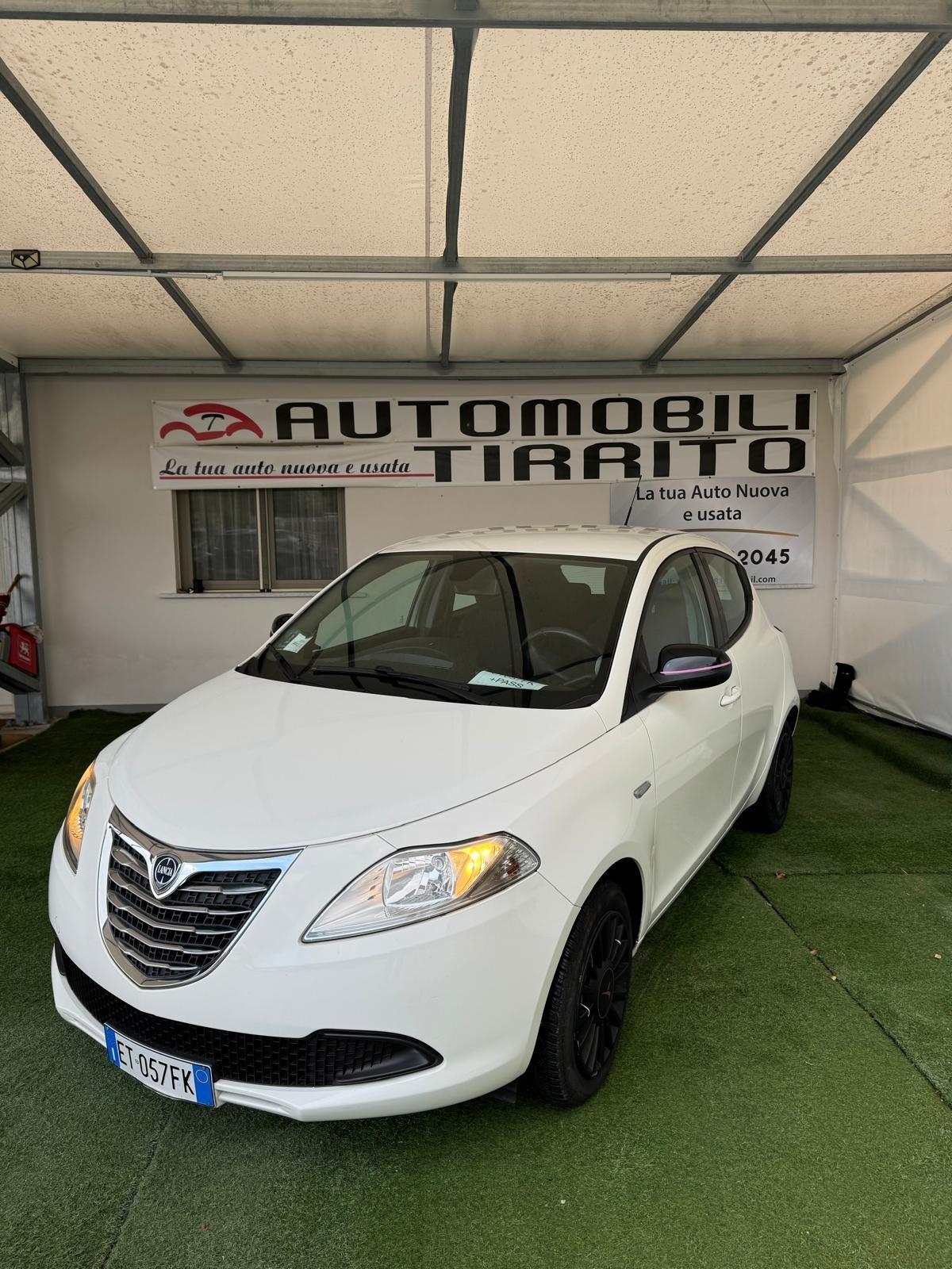 Lancia Ypsilon 1.2 69 CV 5 porte Platinum