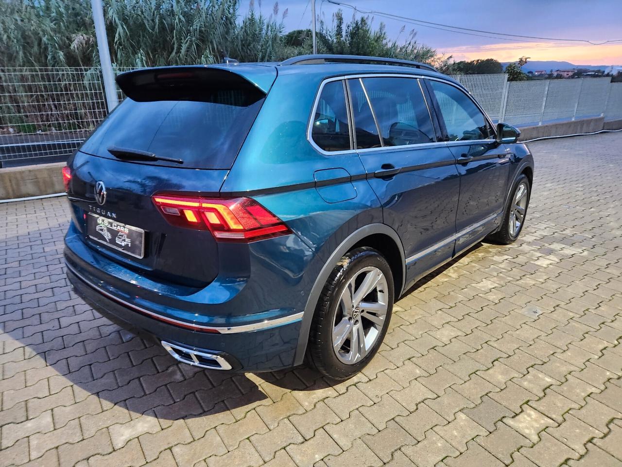 Volkswagen Tiguan RLINE