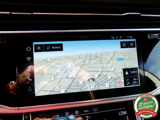 AUDI Q8 45 TDI quattro tiptronic Sport