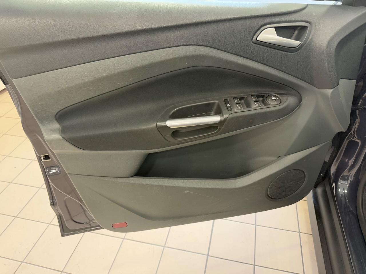 Ford C-Max 1.6 gpl 2014 titanium