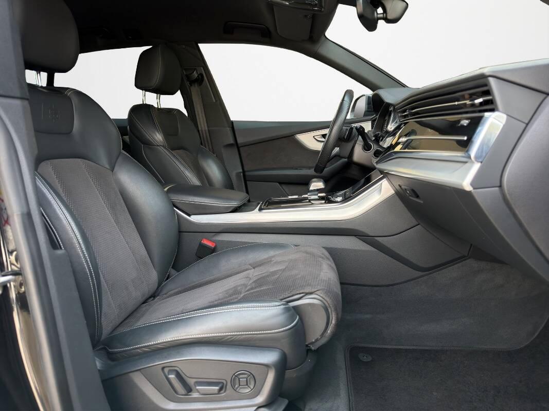 Audi Q8 3.0 286CV S LINE