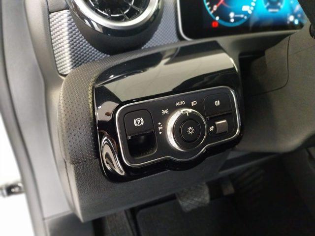 MERCEDES-BENZ A 180 d Automatic Sport