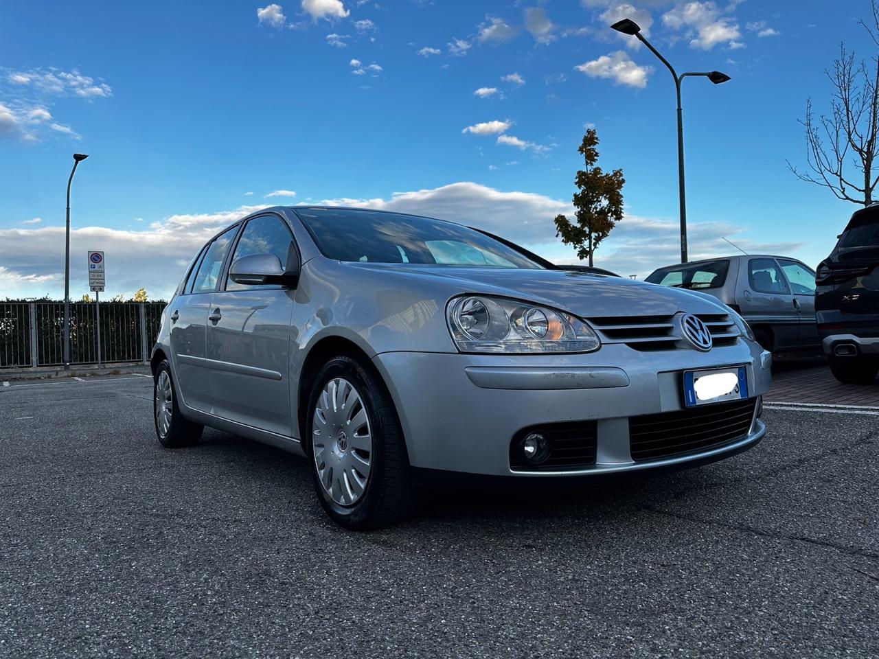 Volkswagen Golf 1.6 16V FSI 5p. Sportline