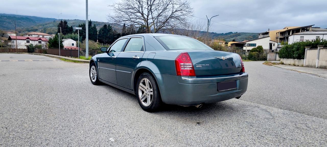 Chrysler 300C 3.0 V6 CRD cat DPF Sedan