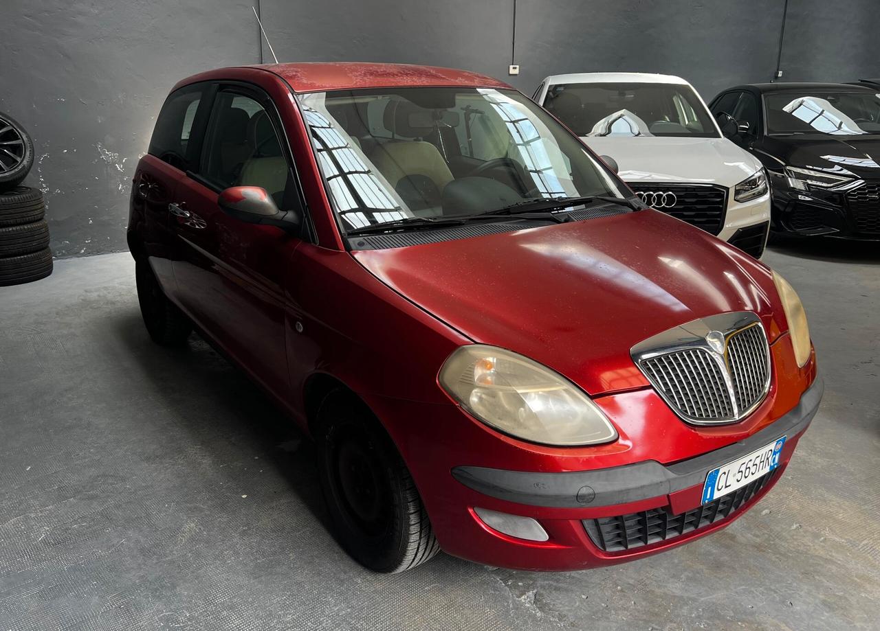 Lancia Ypsilon 1.2 Argento