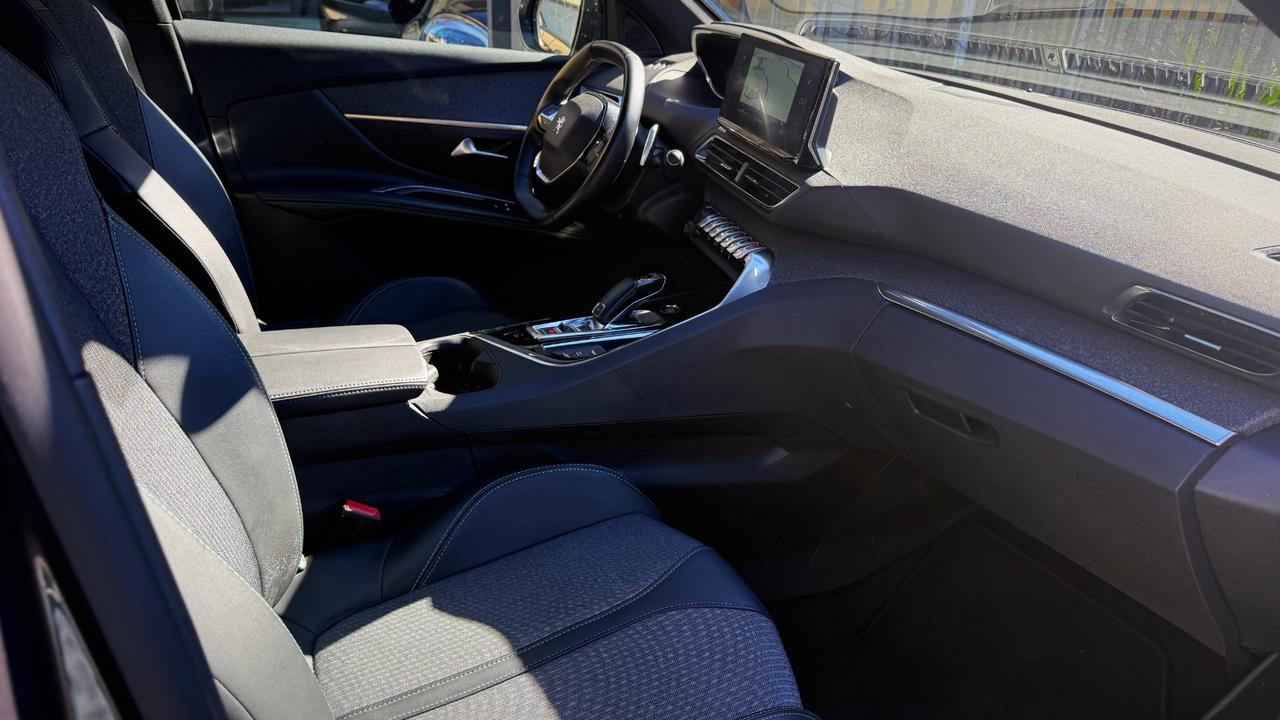 Peugeot 3008 1.5 Hdi EAT8 Allure - 2023