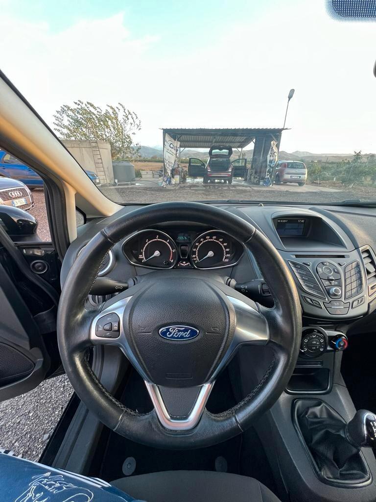Ford Fiesta 1.5 TDCi 75CV 3 porte Titanium UNICO PROPRIETARIO, DISTRIBUZIONE FATTA