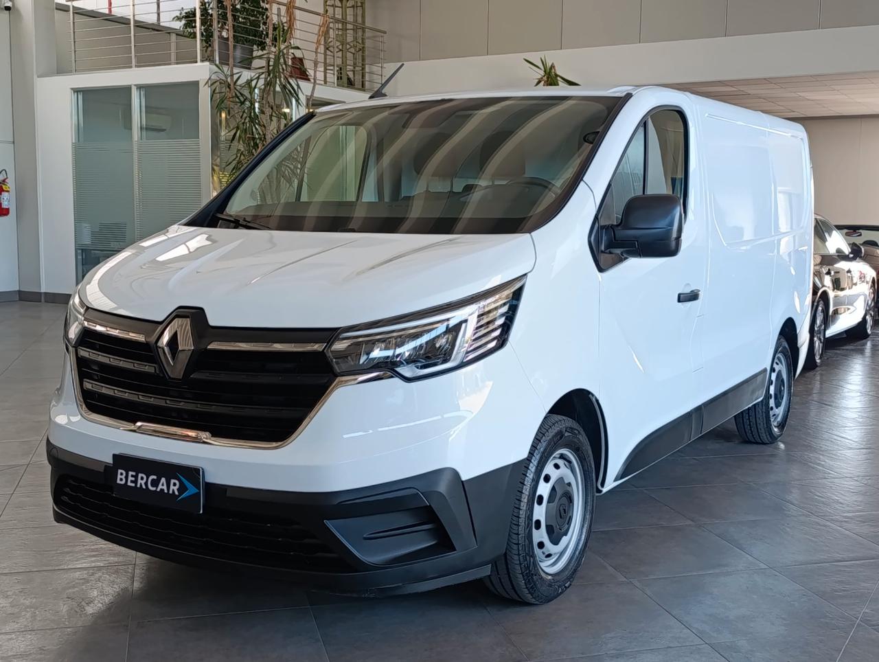 RENAULT Trafic T27 2.0 dci 130cv L1H1 Start my23