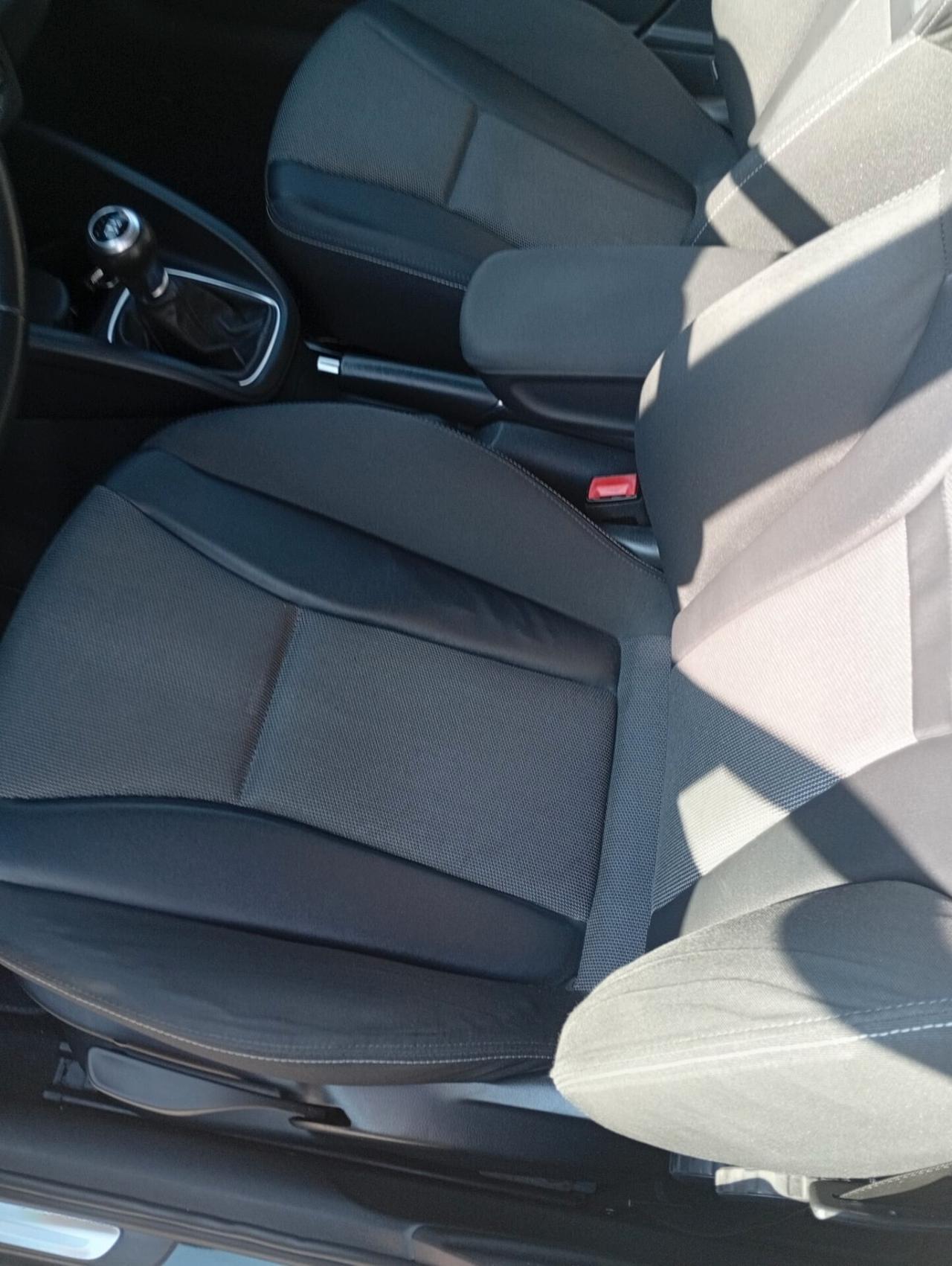 Audi A1 SPB 1.6 TDI S LINE EDITION PLUS