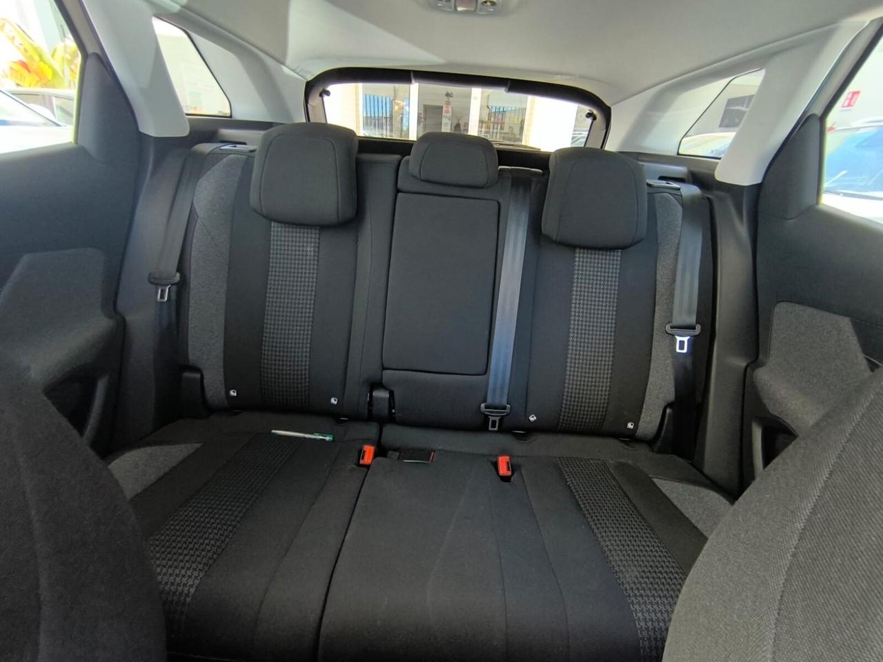 Peugeot 3008 BlueHDi 130 S&S EAT8 Business 2020