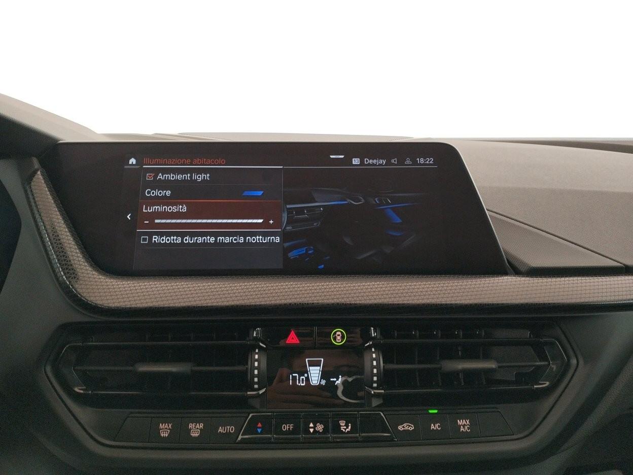 BMW 118d Business Advantage auto - TETTO APRIBILE - IVA ESPOSTA
