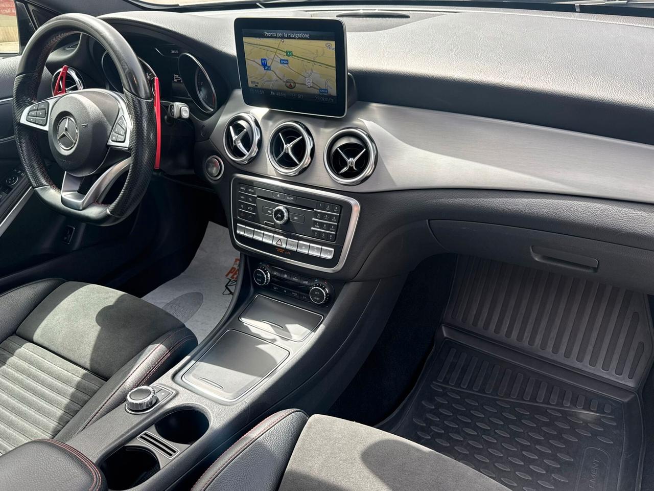 Mercedes-benz GLA 220 d Automatic 4Matic Premium Amg Garanzia