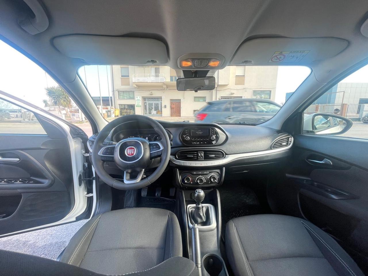 Fiat Tipo 1.6 Mjt S&S SW Lounge