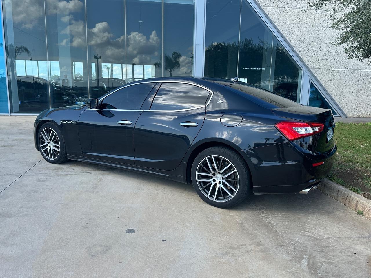 Maserati Ghibli 3.0 V6 275cv auto