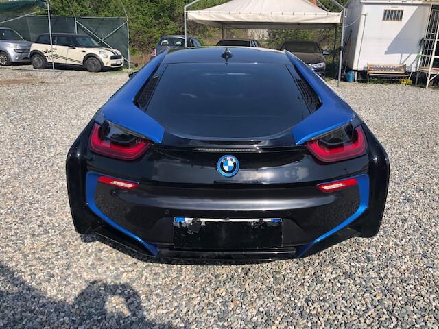 Bmw i8 BMW i8 1.5 IVA ESPOSTA