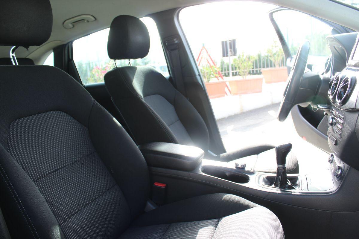 MERCEDES - Classe B - 180 CDI Premium